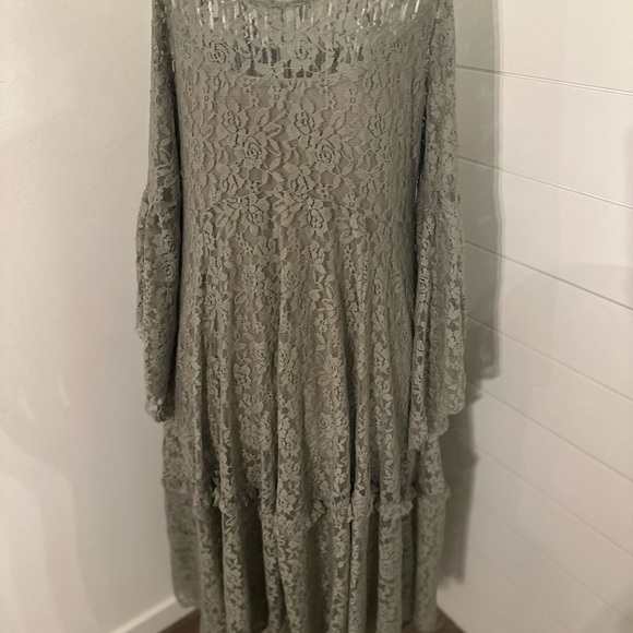 Sage lace dress/tunic - Picture 4 of 6